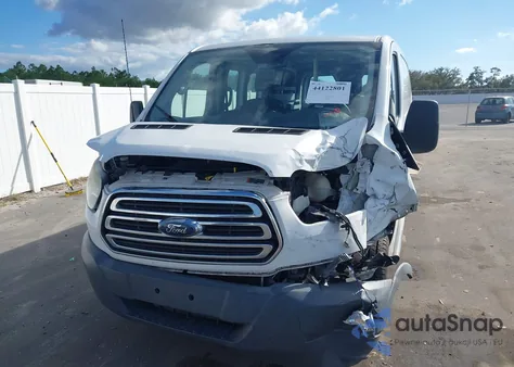 2017 Ford Transit-250 z USA, uszkodzony, nr VIN 1FTYR1ZM1HKA78193